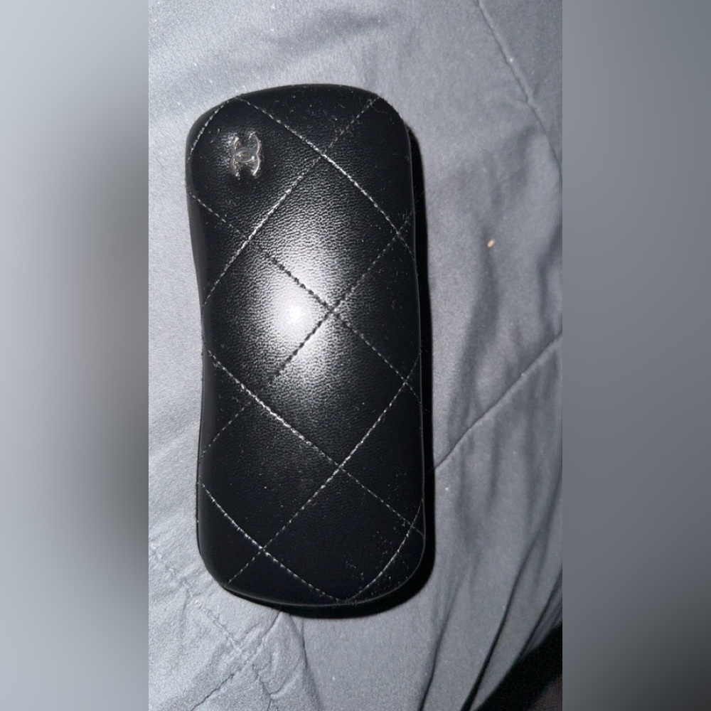 chanel glasses case